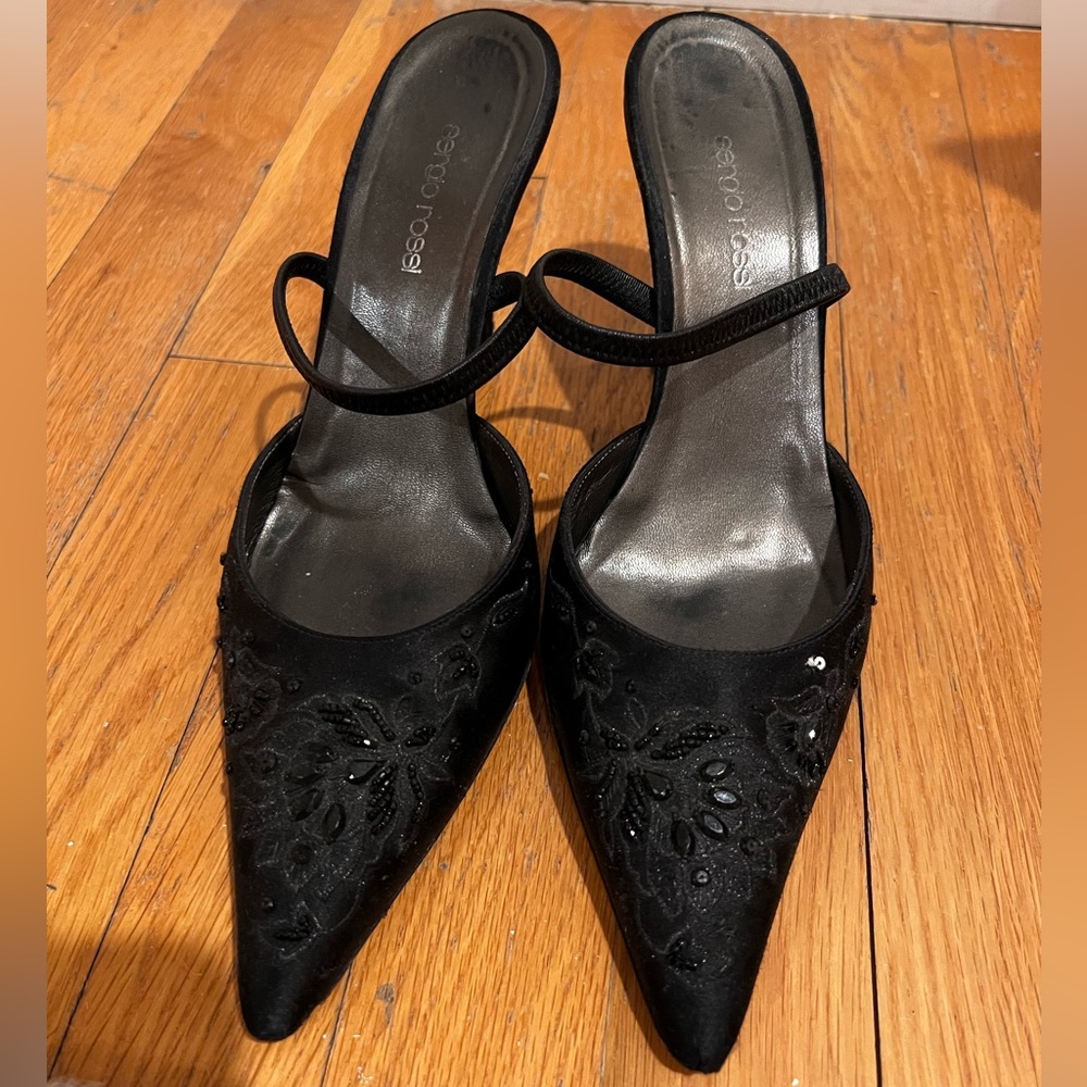 Sergio Rossi embellished black pointed toe heels. Size 39